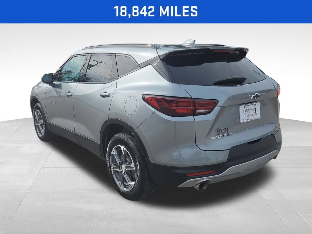 2023 Chevrolet Blazer LT vehicle photo 4