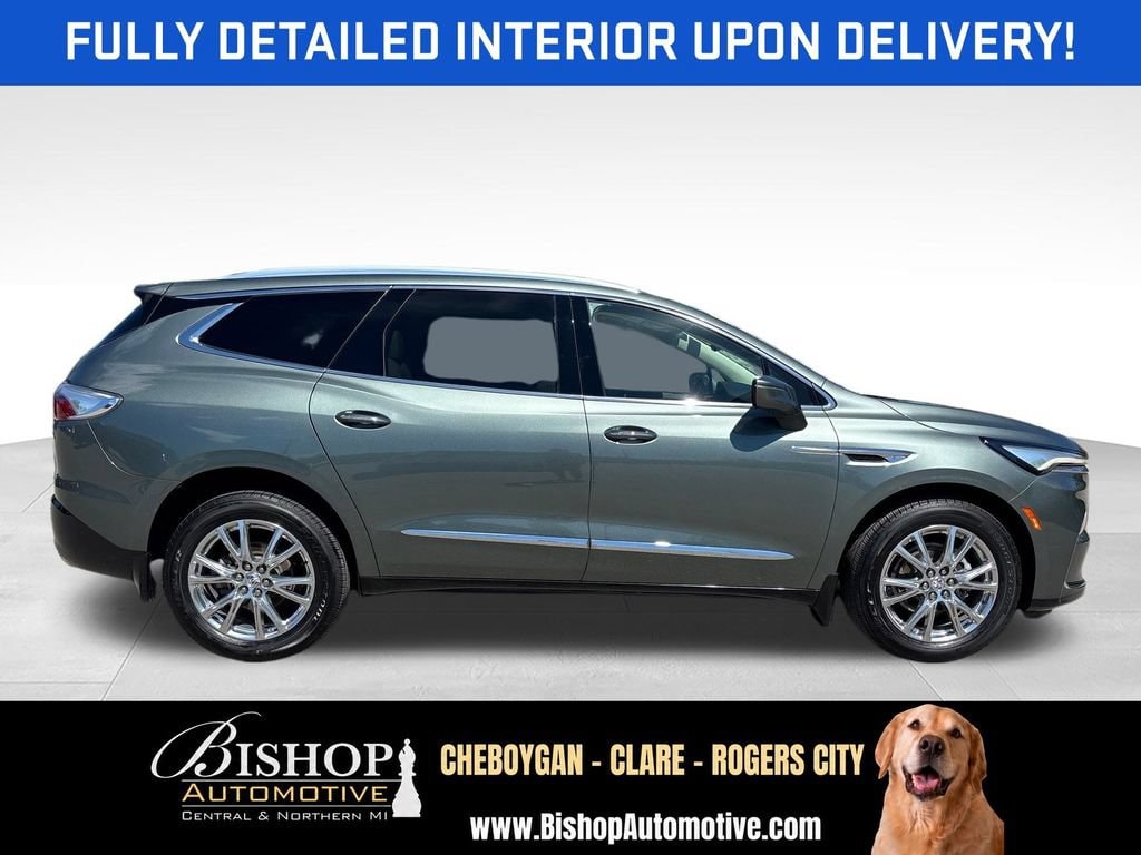 2023 Buick Enclave Premium image 3