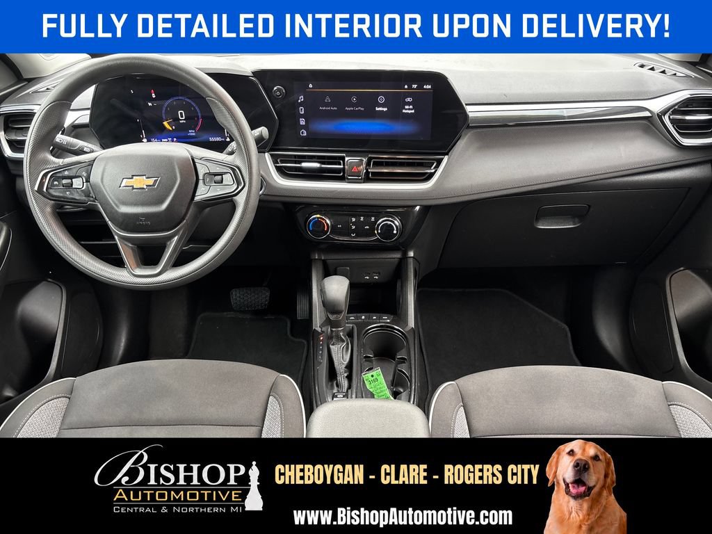 2024 Chevrolet Trailblazer LT image 3