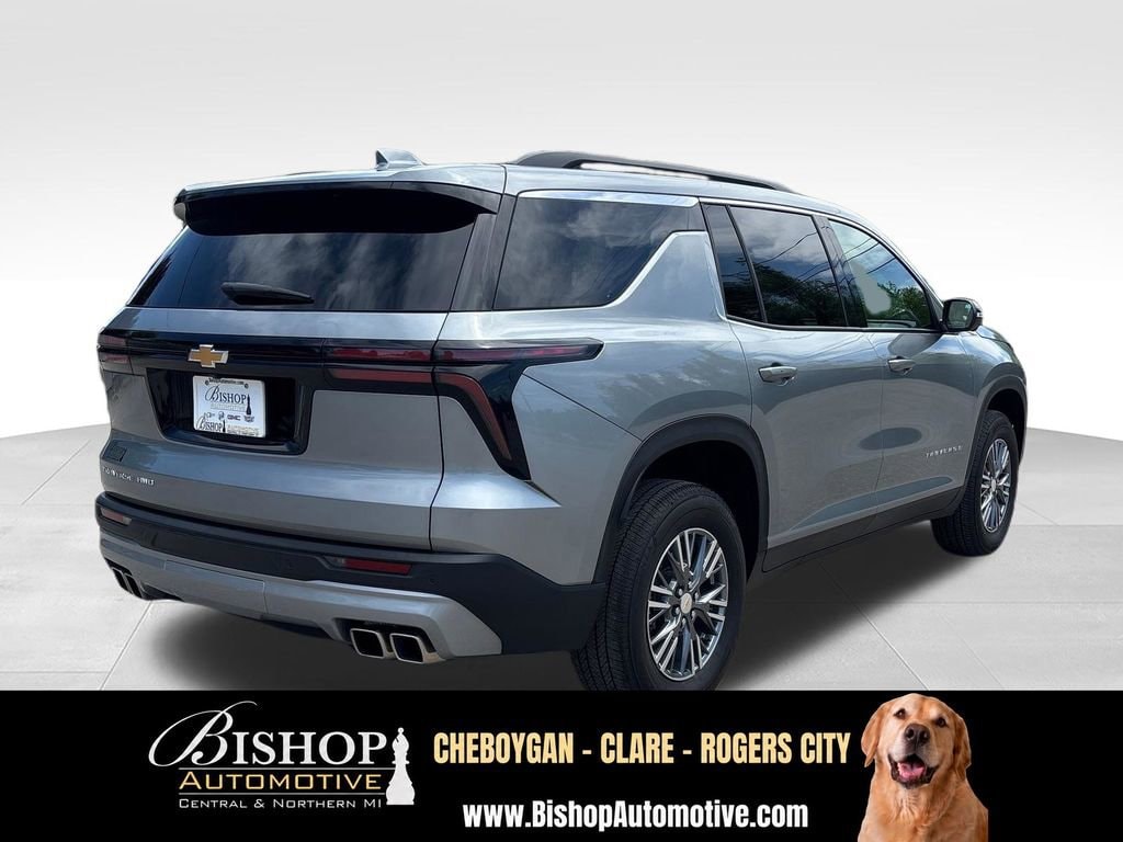 2025 Chevrolet Traverse LT image 12