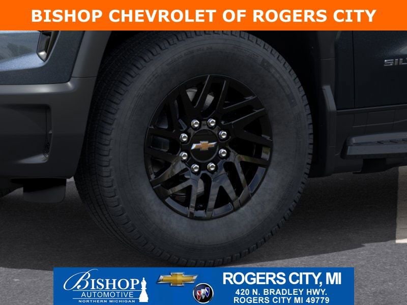 2026 Chevrolet Silverado EV LT - Photo 10