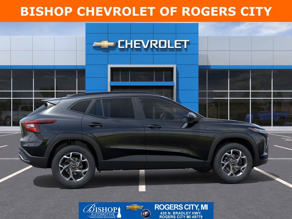2026 Chevrolet Trax LT - Photo 7