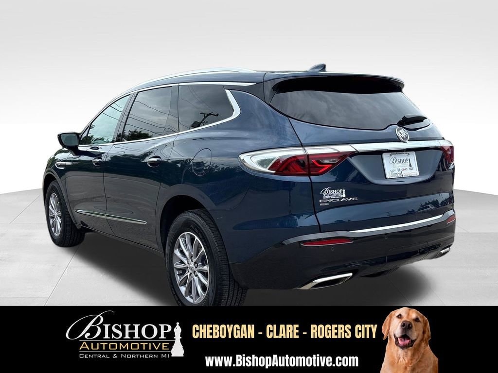 2023 Buick Enclave Essence image 16
