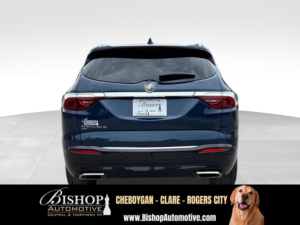 2023 Buick Enclave Essence image 17