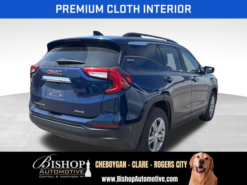 2022 GMC Terrain SLE image 6