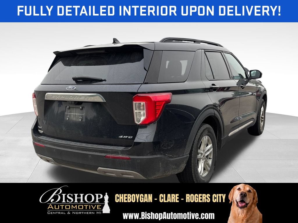 2022 Ford Explorer XLT image 3