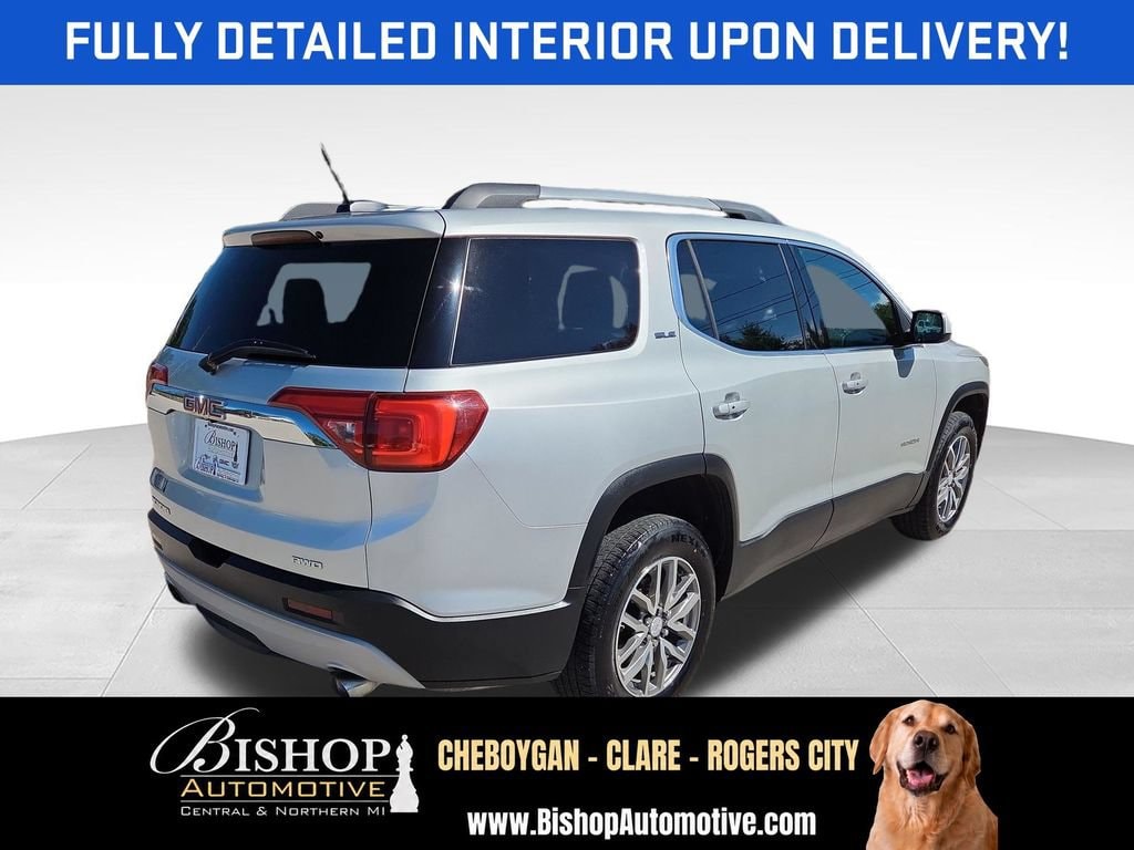 2019 GMC Acadia SLE vehicle photo 3