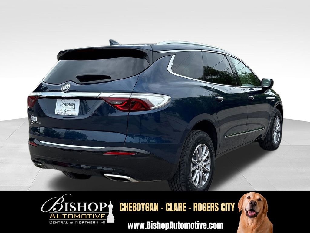 2023 Buick Enclave Essence image 18