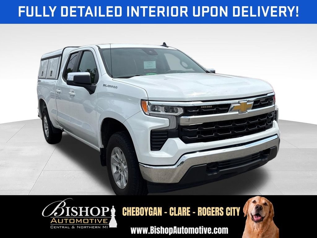 2023 Chevrolet Silverado 1500 LT image 3