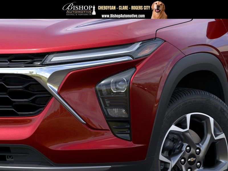 2026 Chevrolet Trax LT - Photo 11