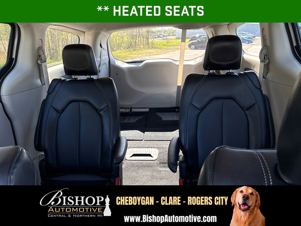 2024 Chrysler Pacifica Touring L - Photo 7