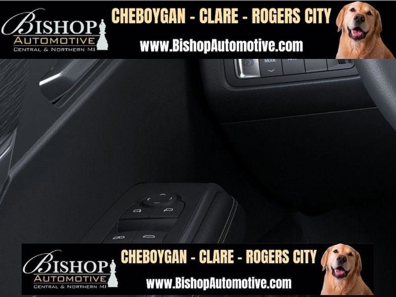 2026 GMC Acadia Elevation image 26