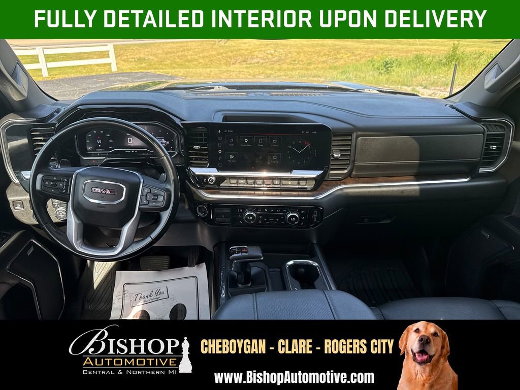 2024 GMC Sierra 1500 SLT image 3