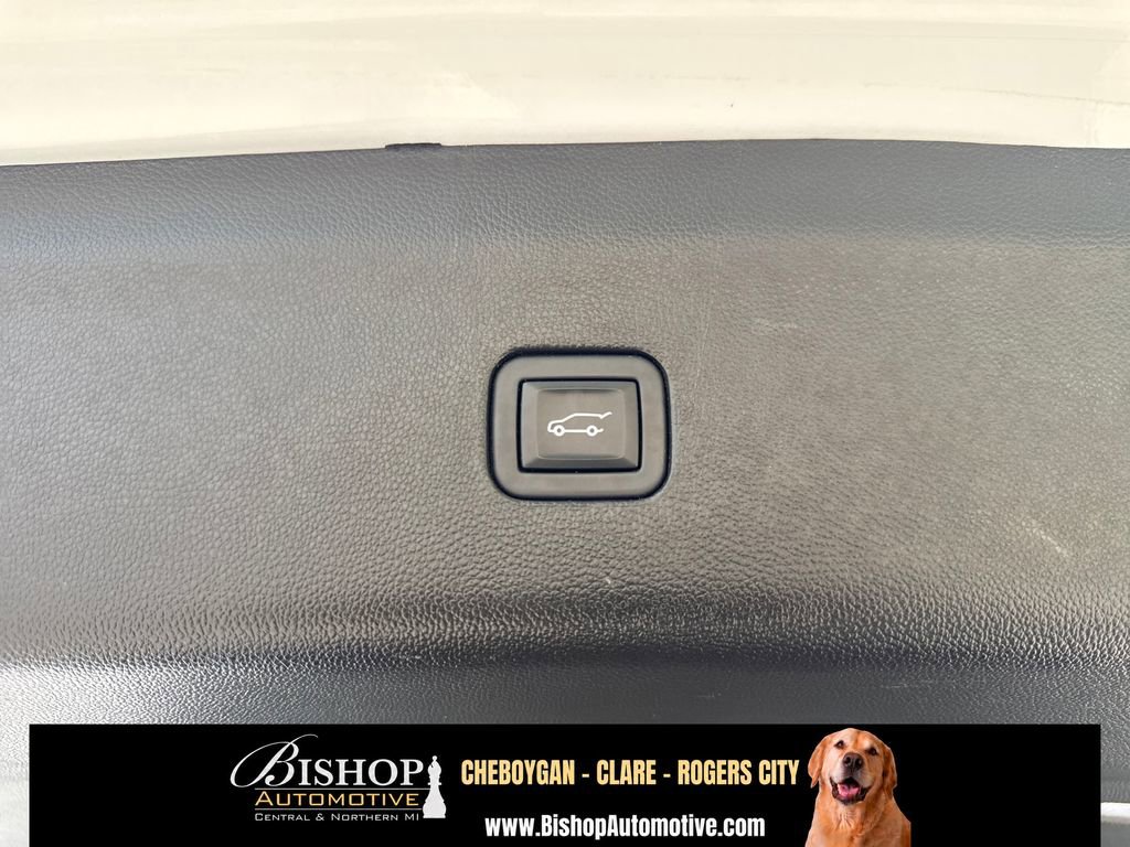 2023 Buick Enclave Essence image 18