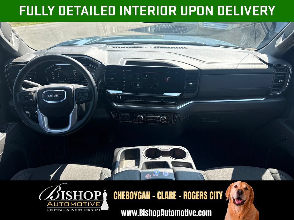 2025 GMC Sierra 1500 Elevation image 3