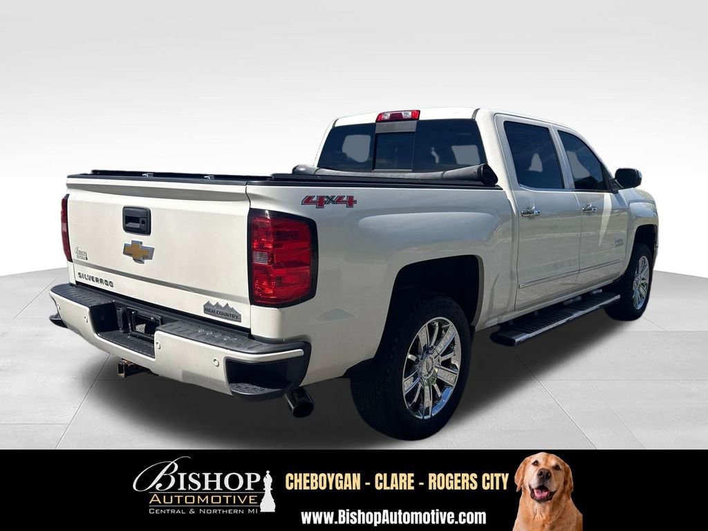 2015 Chevrolet Silverado 1500 High Country image 12
