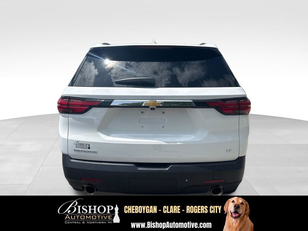 2023 Chevrolet Traverse LT Cloth image 10
