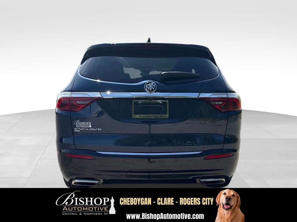 2023 Buick Enclave Essence image 10