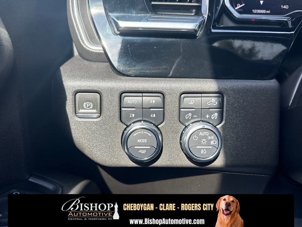 2024 GMC Sierra 1500 SLT image 21