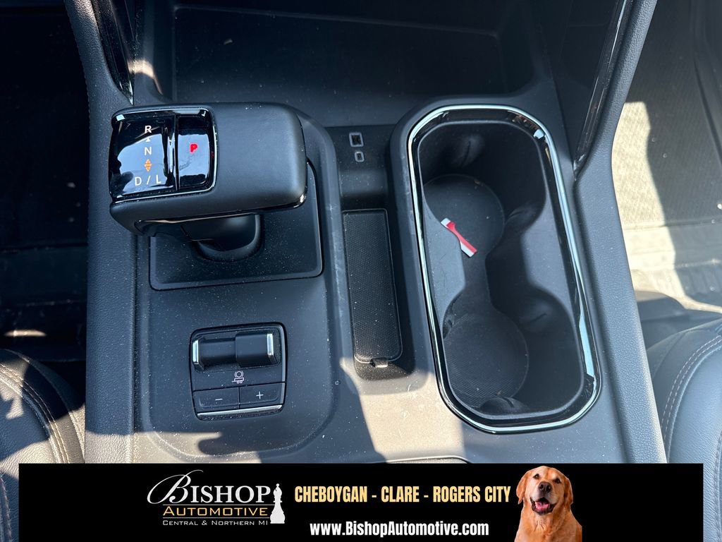 2025 GMC Sierra 1500 AT4 image 24