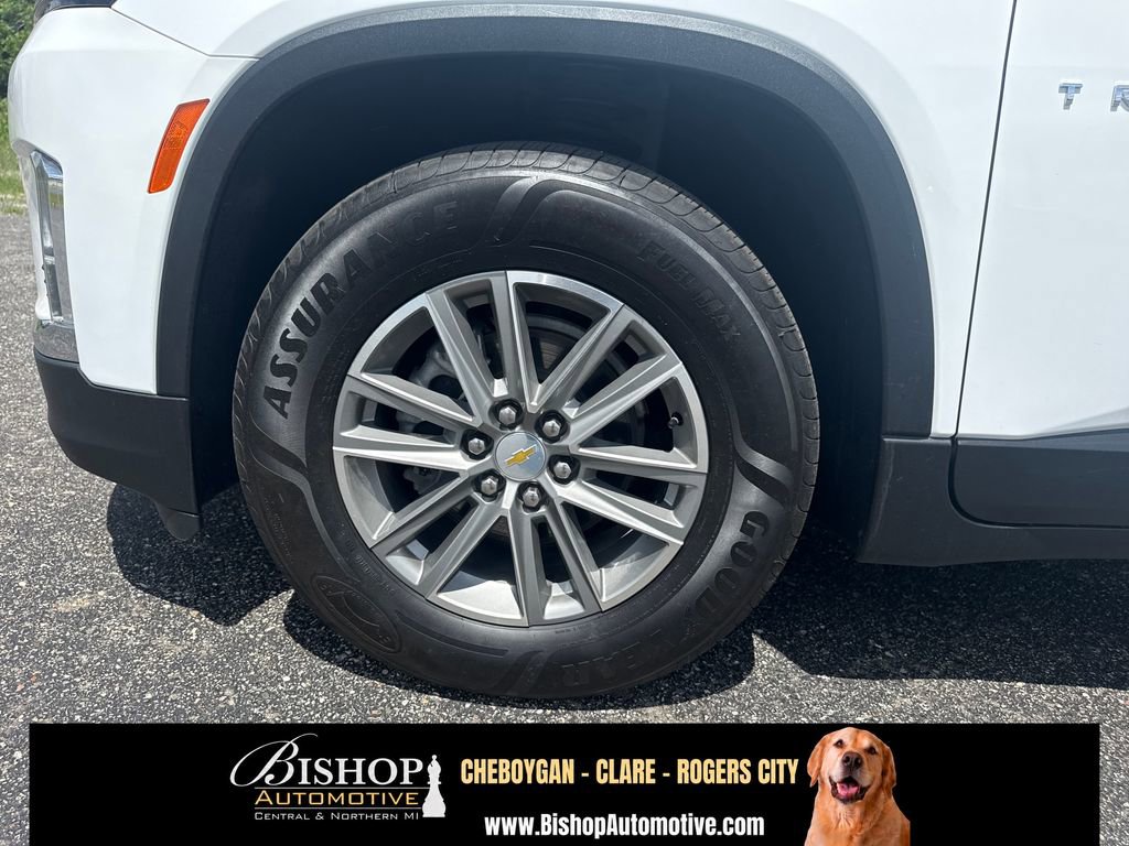2023 Chevrolet Traverse LT Cloth image 17