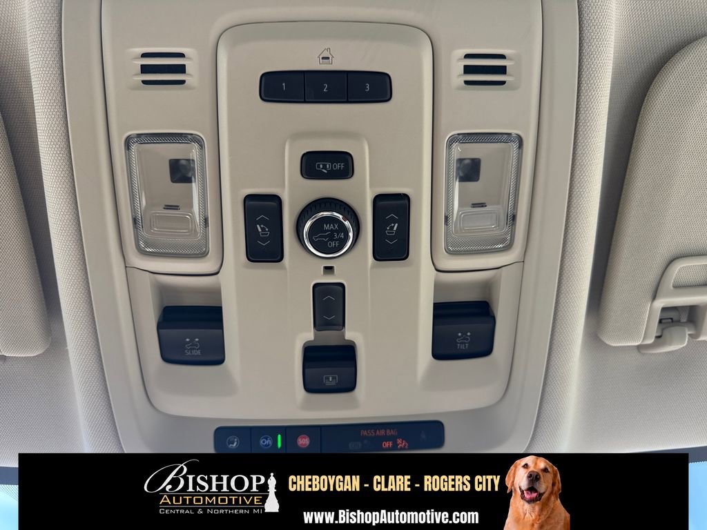 2021 GMC Yukon XL Denali image 28