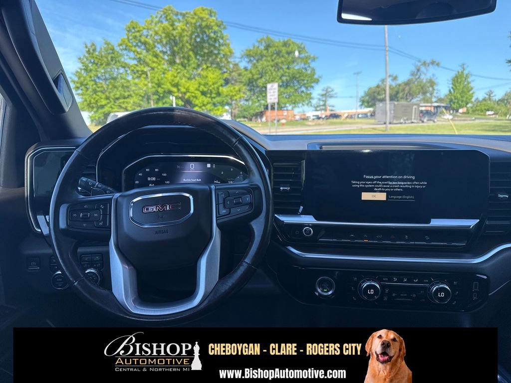 2022 GMC Sierra 1500 SLT image 18