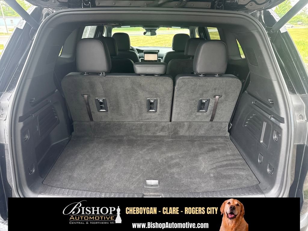 2024 GMC Acadia Elevation image 36