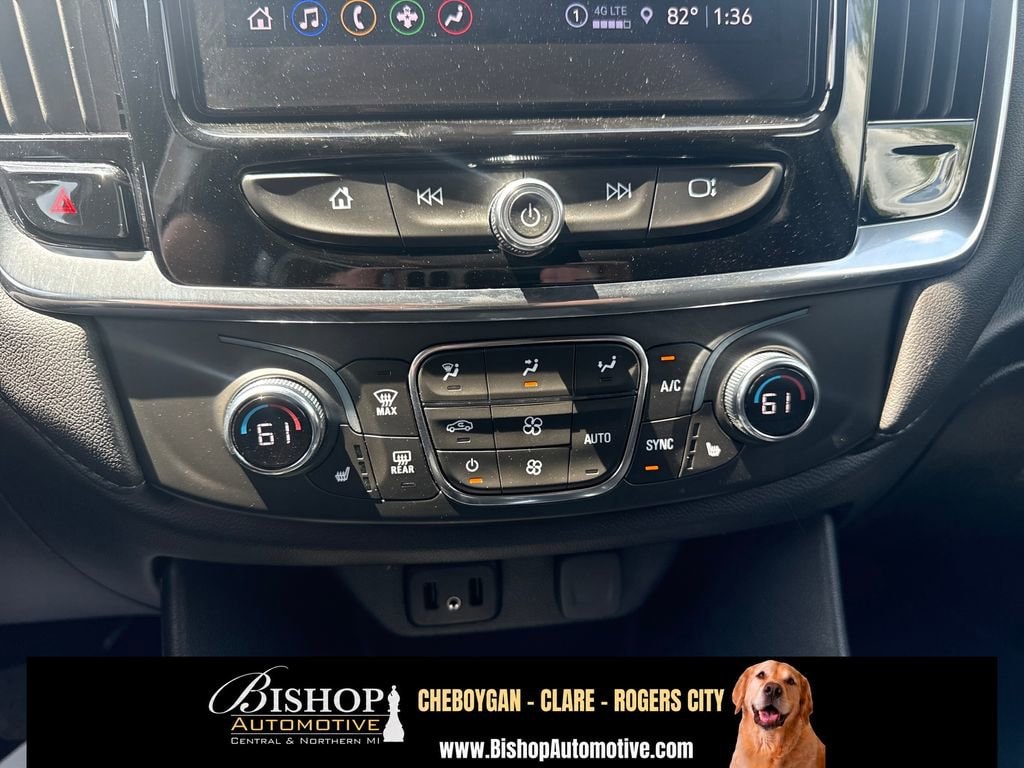 2023 Chevrolet Traverse LT Cloth image 22