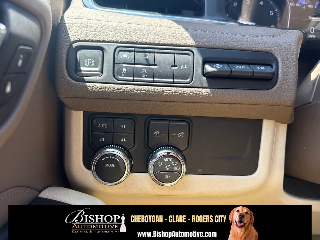 2021 GMC Yukon XL Denali image 23