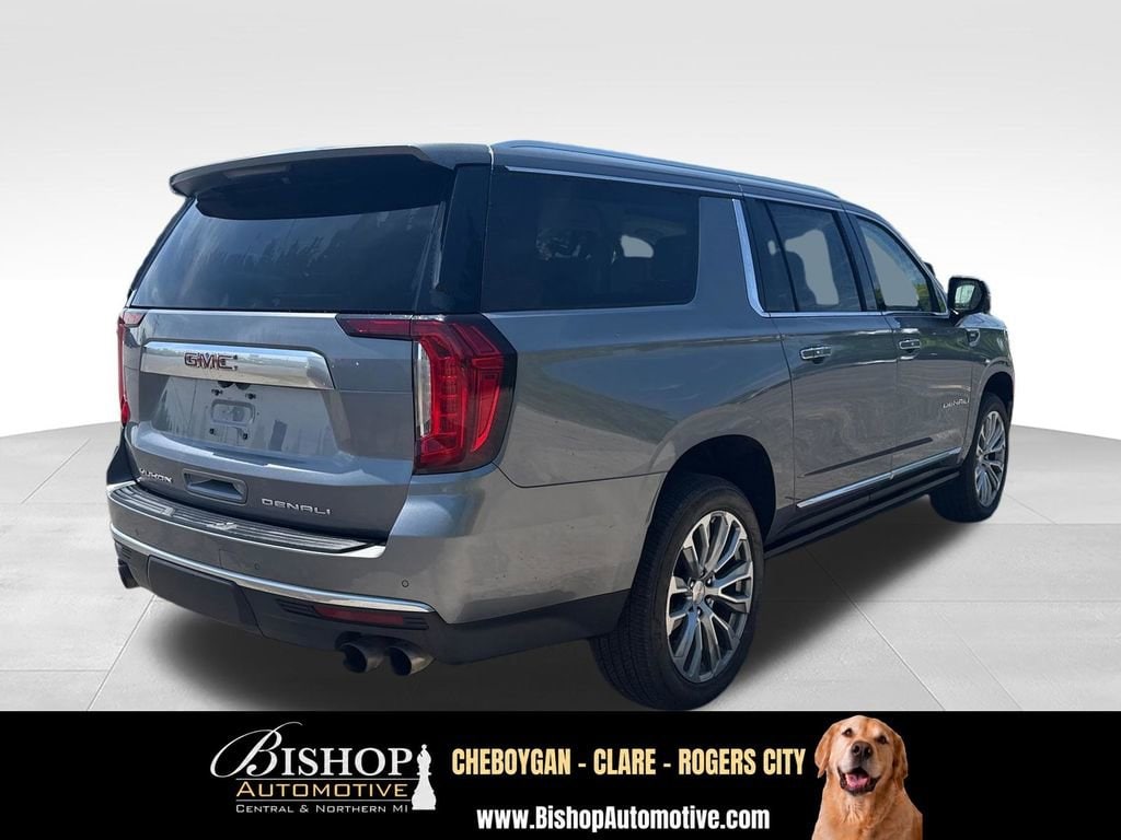 2021 GMC Yukon XL Denali image 12