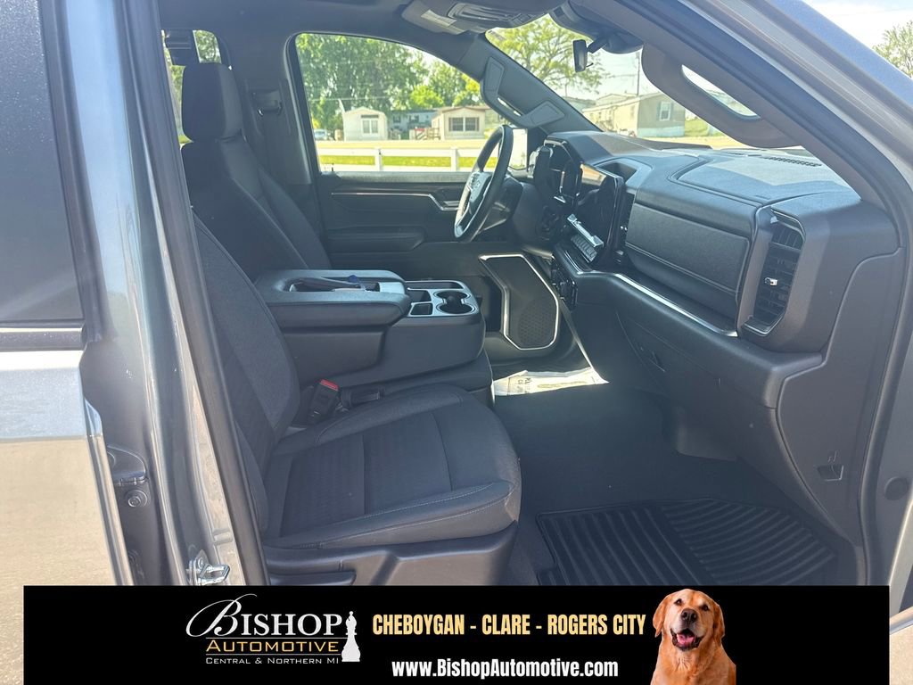 2024 Chevrolet Silverado 1500 LT (2FL) image 20