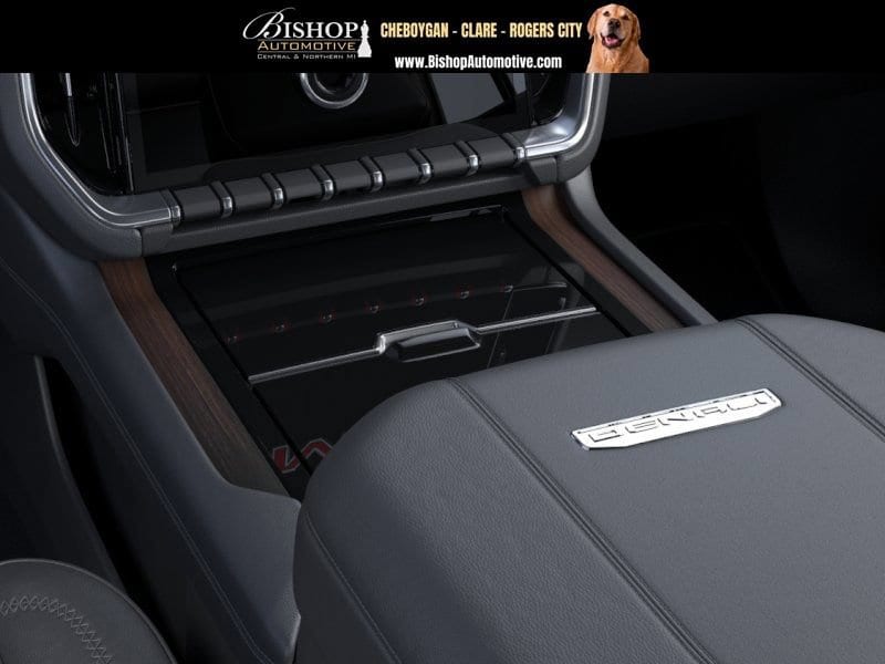 2026 GMC Yukon Denali - Photo 23