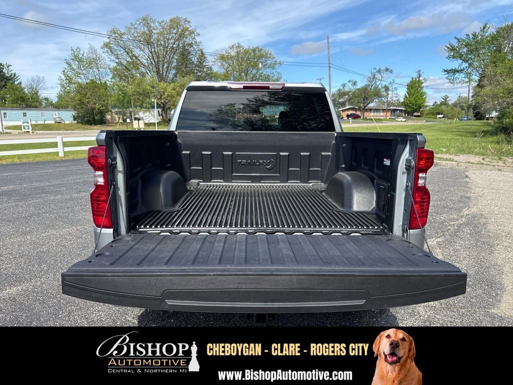 2025 Chevrolet Silverado 1500 LT image 7