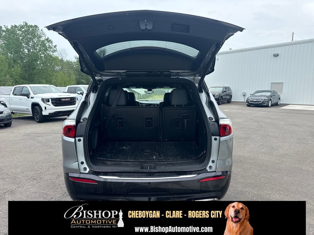2023 Buick Enclave Essence image 20