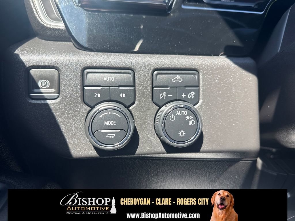 2024 Chevrolet Silverado 1500 LT (2FL) image 23
