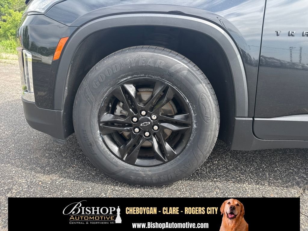 2023 Chevrolet Traverse LT Cloth image 18