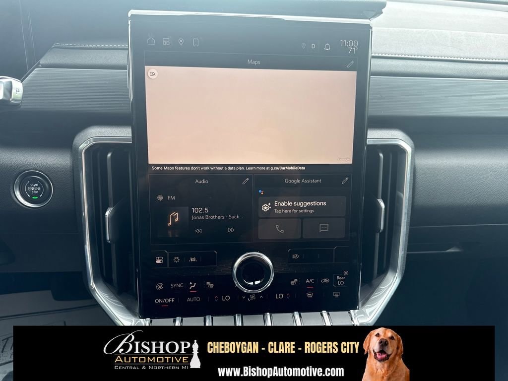 2024 GMC Acadia Elevation image 16