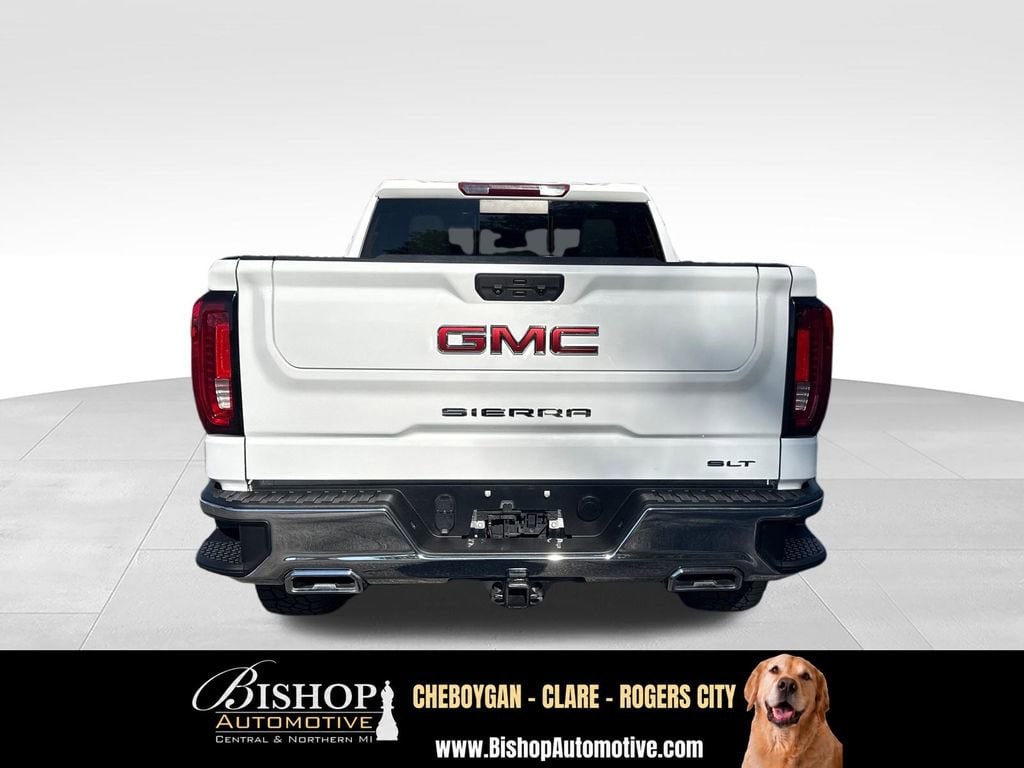 2022 GMC Sierra 1500 SLT image 12