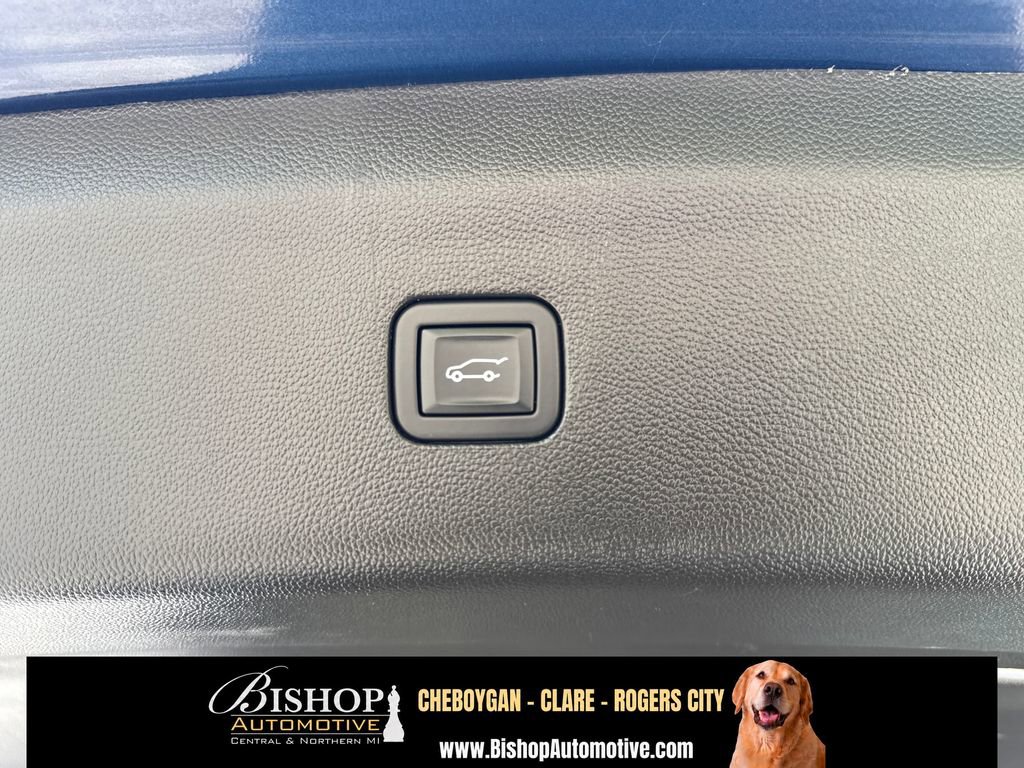 2023 Buick Enclave Essence image 19