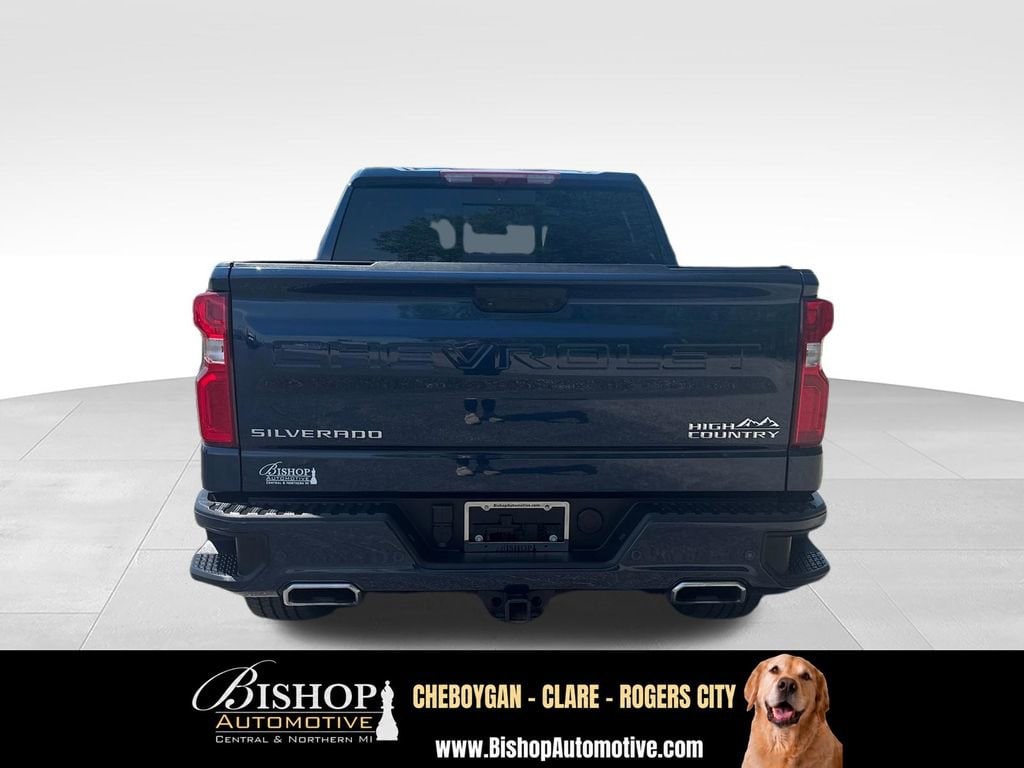 2023 Chevrolet Silverado 1500 High Country image 10