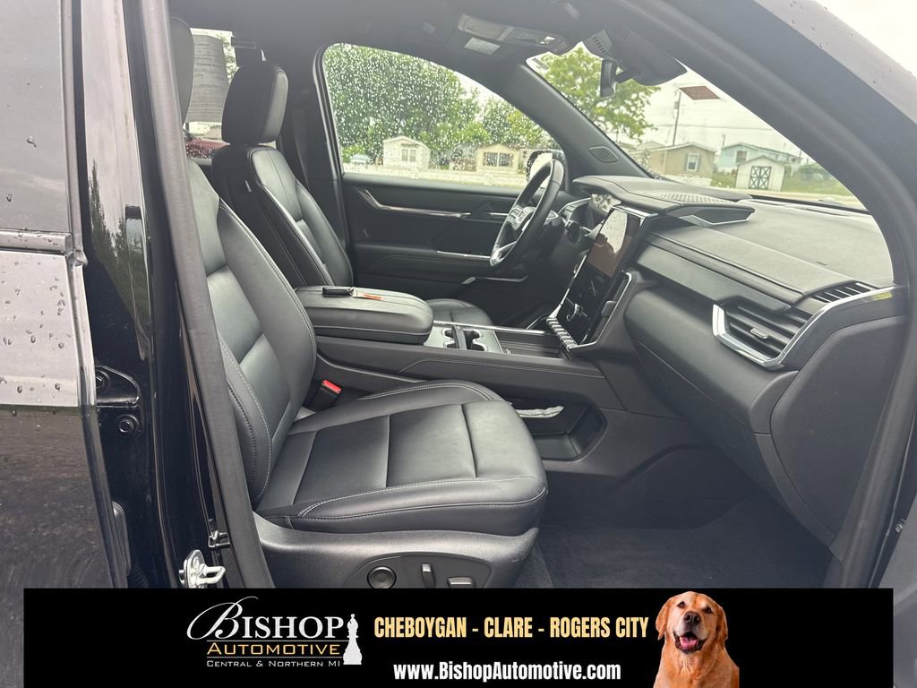 2024 GMC Acadia Elevation image 34