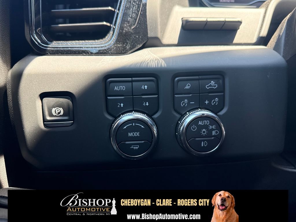 2025 GMC Sierra 1500 AT4 image 21