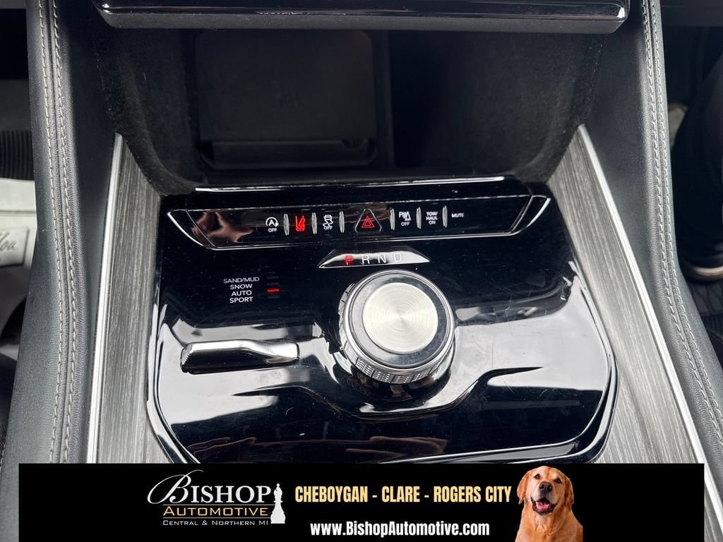 2024 Jeep Wagoneer L Series II image 24