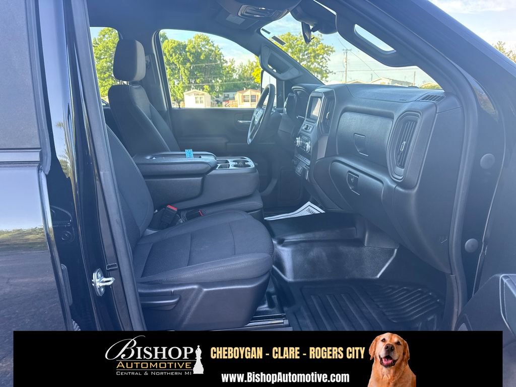 2024 GMC Sierra 3500 HD Pro image 19