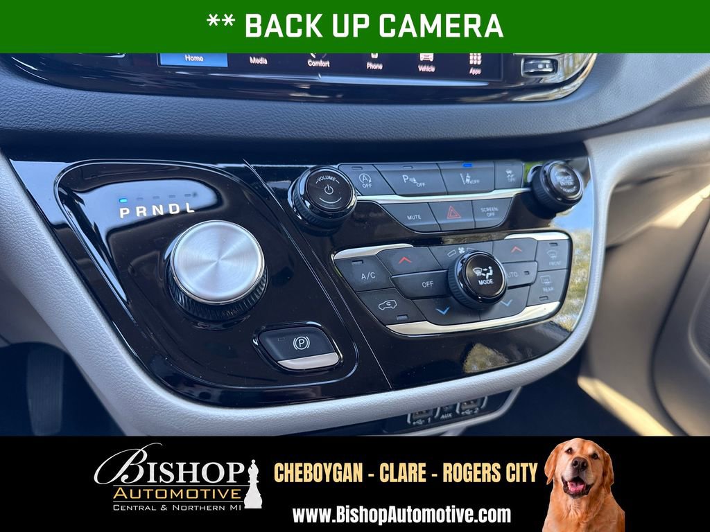 2024 Chrysler Pacifica Touring L - Photo 23