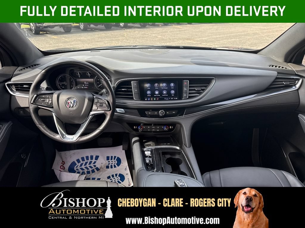2023 Buick Enclave Essence vehicle photo 3