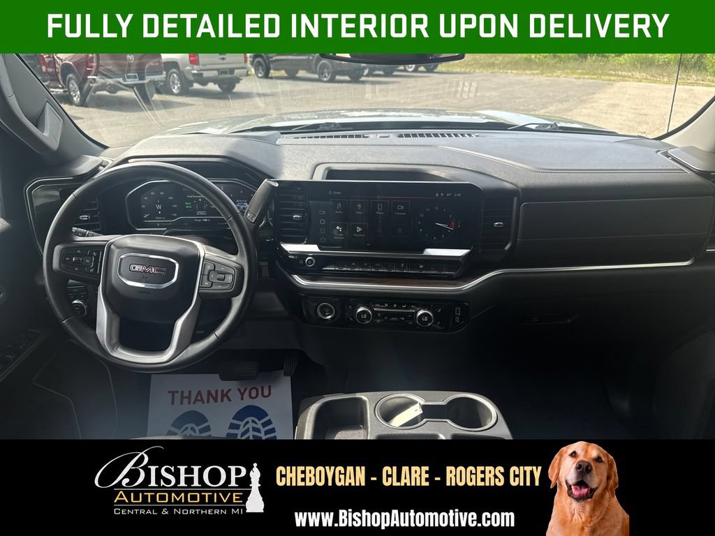 2024 GMC Sierra 1500 SLT vehicle photo 3