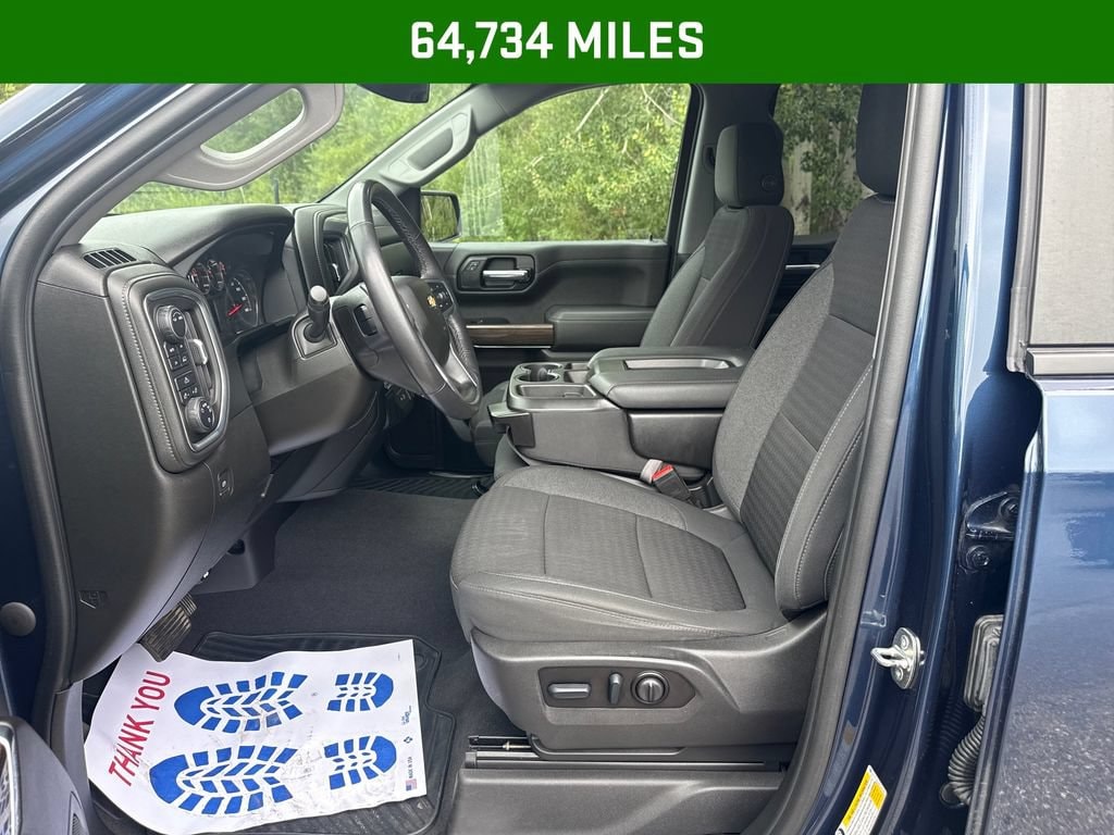 2022 Chevrolet Silverado 1500 LTD LT vehicle photo 4