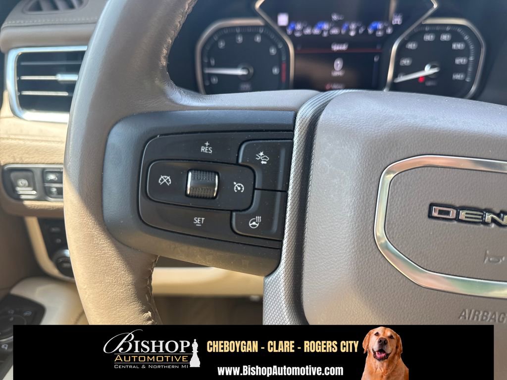 2021 GMC Yukon XL Denali image 27